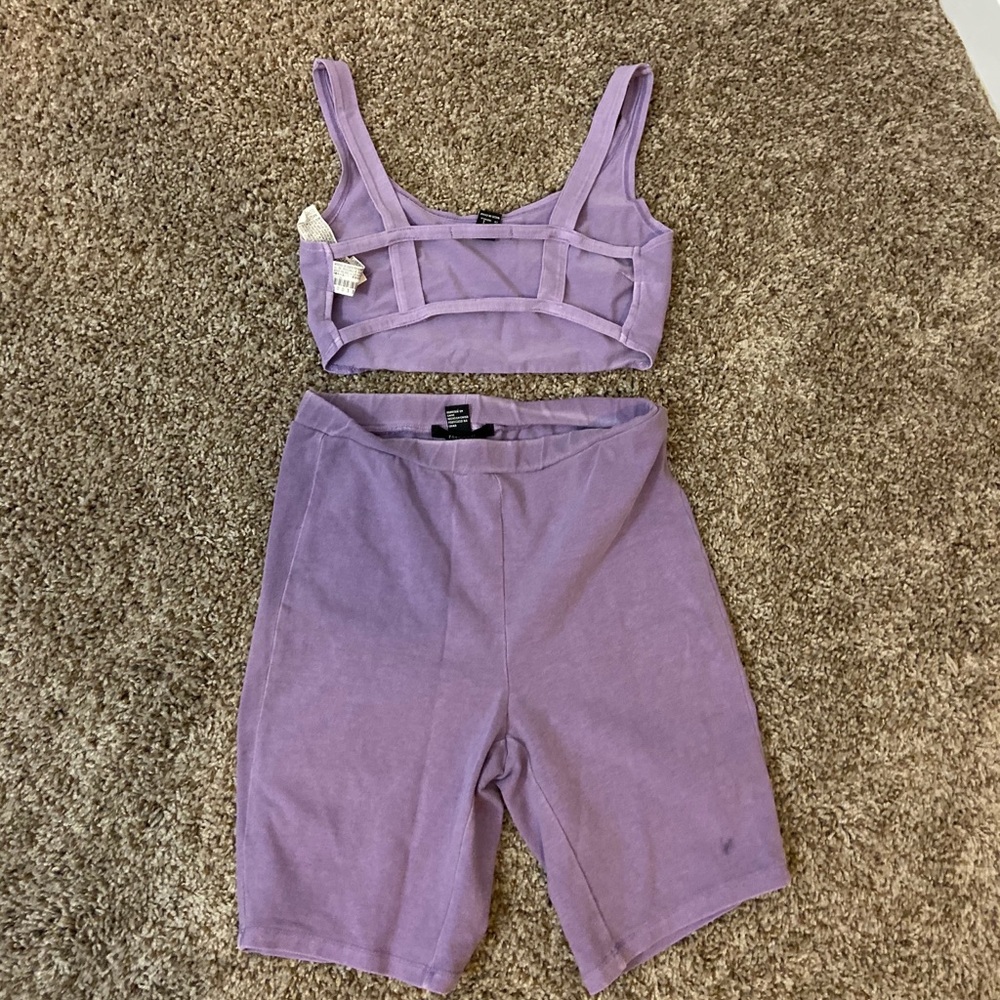 These are set items or can be individually sold.